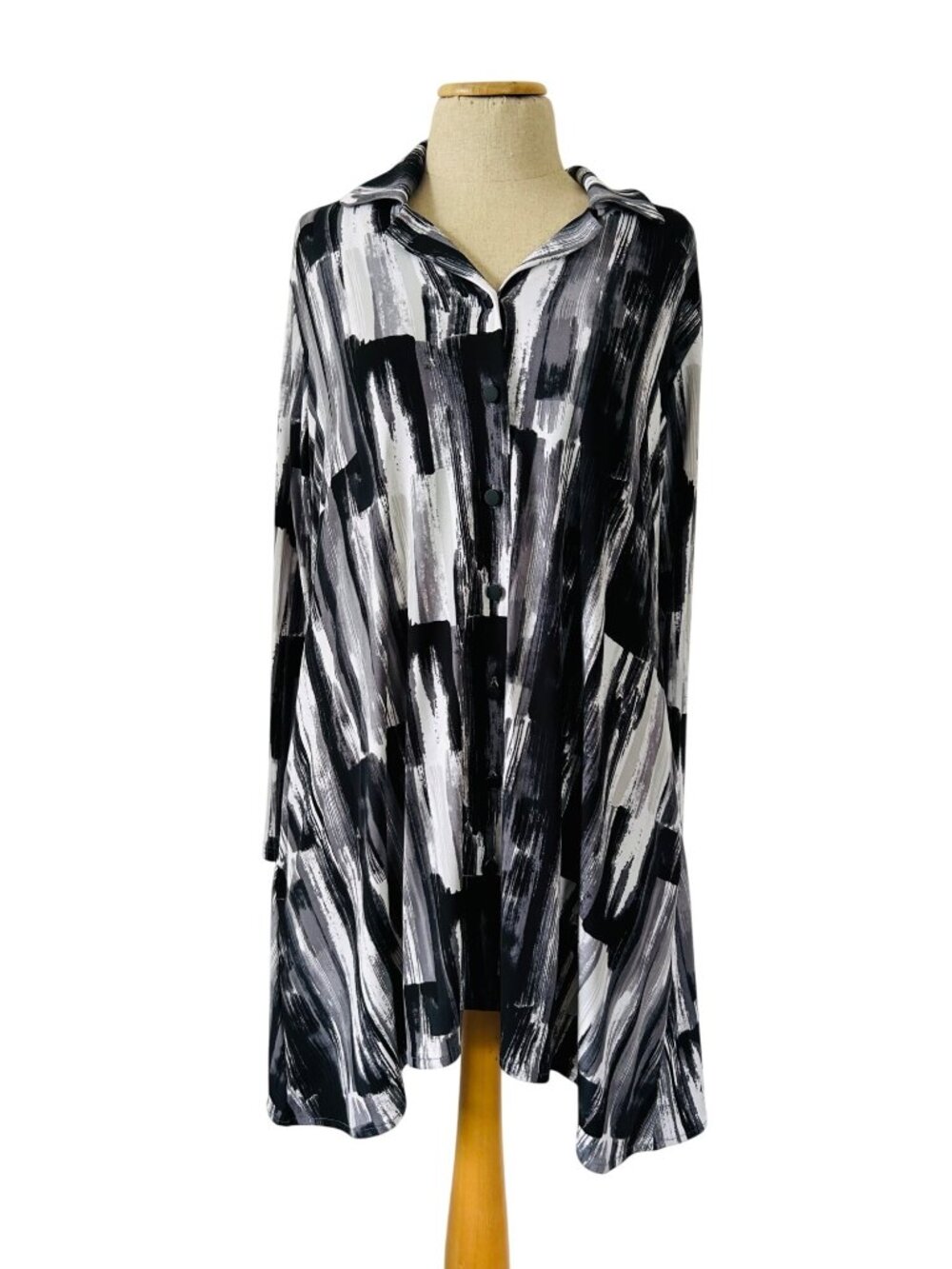 Sympli Women's Sz 10 Abstract Black & White Button-Up Tunic Shirt With Collar
